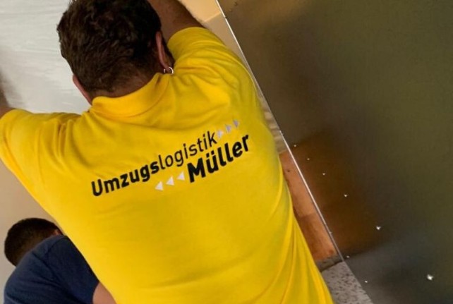 Schnelle Umzugshilfe nach Roskovec